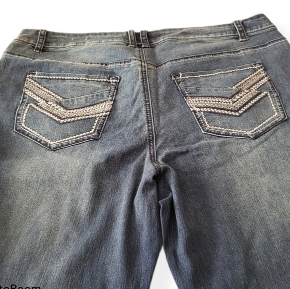 d/C jeans straight cut NWOT - Picture 3 of 5